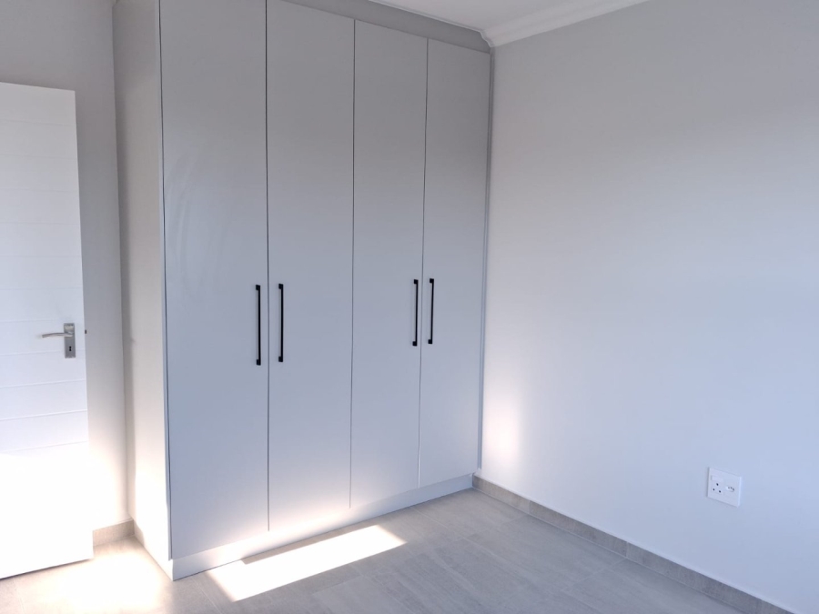 2 Bedroom Property for Sale in Table View Western Cape